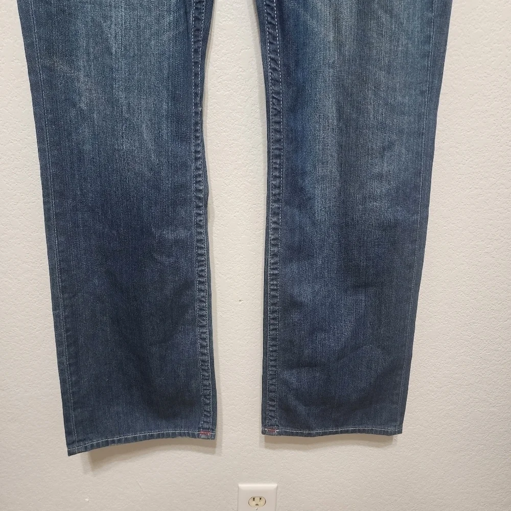 True Religion Straight Flap Blue Jeans Size 38